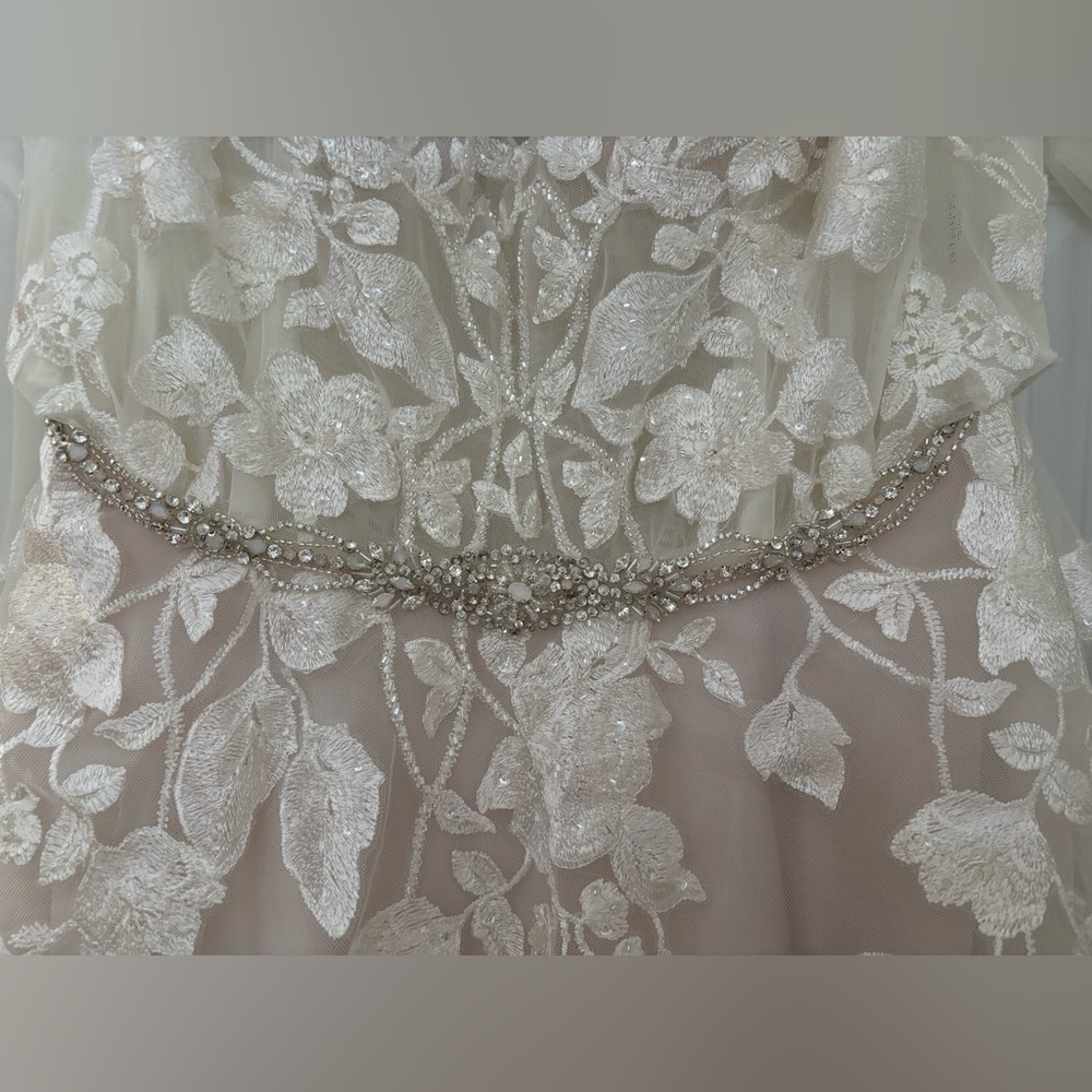 Ivory Wedding Dress by Galina Signature - Picture 9 of 17